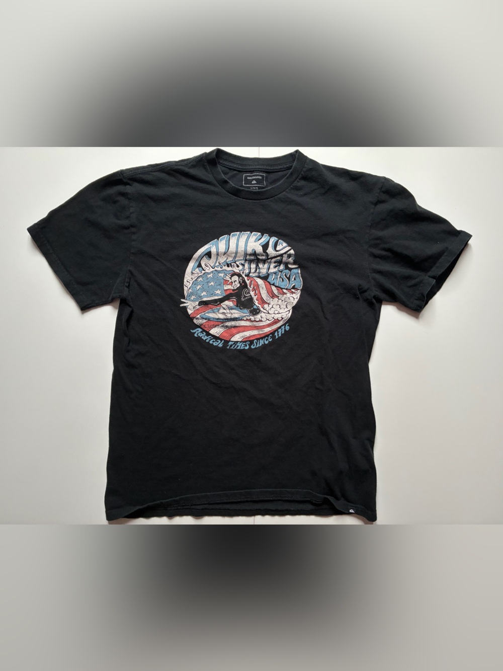 Quiksilver Black Mens T-Shirt "Radical Times Since 1776" Graphic - Large